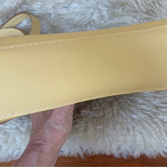 Portland Leather Vanilla Small Juliette - Picture 3 of 5